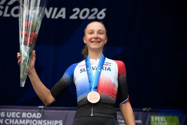 UEC 2026 Road European Championships Ljubljana 07 10 2026 SENCUR, SLOVENIA - OCTOBER 07 : bronze medal Chladonova Viktoria (SVK) pictured during the podium ceremony of the Individual Time Trial Women Under 23 at the 2026 UEC Road European Championships. An UCI Continental Championships time trial cycling race with start and finish in Sencur on October 7, 2026 in Sencur, Slovenia, 07 10 2026 Sencur Slovenia  Copyright: xJanxDexMeuleneirx
