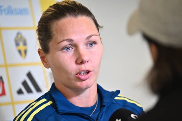 STOCKHOLM, SWEDEN 20261007 Amanda NildÃ n at a press conference, PK, Pressekonferenz after the women s national team, Nationalteam s training on Bosön ahead of the playoff for the 2027 World Cup. STOCKHOLM SWEDEN x10090x