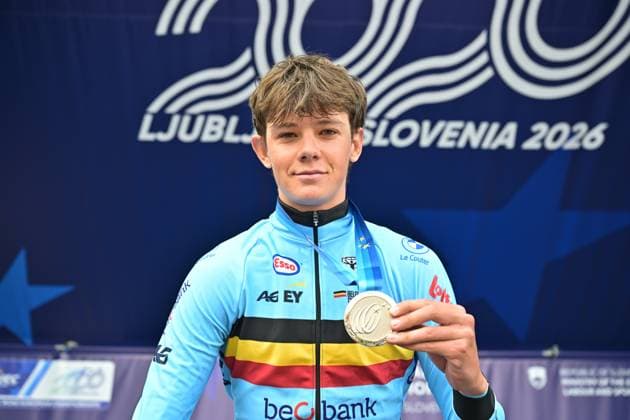 Belgium s Matisse Van Kerckhove , winner of the silver medal celebrates on the podium of the Men U23 Individual Time Trial race (22km) at the cycling UEC Road European Championships, in Ljubljana, Slovenia, on Wednesday 7 October 2026. The UEC Road European Championships are taking place from 02 to 07 October in Ljubljana, Slovenia. DAVIDxPINTENS  x189042132x