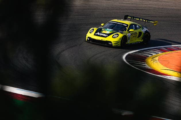 AUTO - ELMS - 4 HOURS OF PORTIMAO 2026 77 BERRY Martin (sgp), VAN EIJNDHOVEN Huub (ned), KING Harry (gbr), Proton Competition, Porsche 911 GT3 R LMGT3, LMGT3, action during the 4 Hours of Portimao 2026, 6th round of the 2026 European Le Mans Series on the Autodromo Internacional do Algarve from October 8 to 10, 2026 in Portimao, Portugal -  Copyright: xJoaoxFilipex