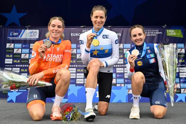 UEC 2026 Road European Championships Ljubljana 07 10 2026 SENCUR, SLOVENIA - OCTOBER 07 : silver medal Vollering Demi (NED) , gold medal Reusser Marlen (SUI) and bronze medal Berthet Juliette (FRA) pictured during the podium ceremony of the Women Elite Individual Time Trial at the 2026 UEC Road European Championships. An UCI Continental Championships time trial cycling race with start and finish in Sencur on October 7, 2026 in Sencur, Slovenia, 07 10 2026 Sencur Slovenia  Copyright: xJanxDexMeuleneirx