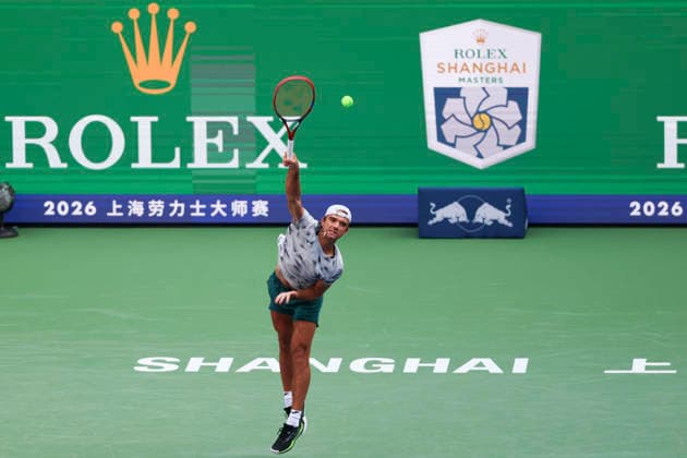 (261007) -- SHANGHAI, Oct. 7, 2026 -- Tomas Machac serves during the men s singles first round match between Zhang Zhizhen of China and Tomas Machac of the Czech Republic at the 2026 ATP, Tennis Herren tour Shanghai Masters tennis tournament in Shanghai, China, Oct. 7, 2026. ) (SP)CHINA-SHANGHAI-TENNIS-SHANGHAI MASTERS-MEN S SINGLES (CN) WangxXiang 