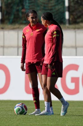07.10.2026, xgrfx, Fussball DFB Medientermine, Deutsche Frauennationalmannschaft - Training v.l. Cora Zicai, Lisa Baum (Deutsche Frauennationalmannschaft) Eppelheim