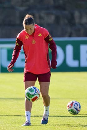 Eppelheim, Deutschland: 07.10.2026 - Deutsche Fußballnationalmannschaft der Frauen - Training - Testspiel Deutschland vs. Australien Im Bild: Carlotta Wamser (Deutschland) Copyright: HMBxMedia MadeleinexFantini