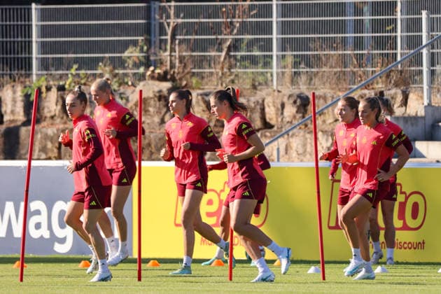 Eppelheim, Deutschland: 07.10.2026 - Deutsche Fußballnationalmannschaft der Frauen - Training - Testspiel Deutschland vs. Australien Im Bild: Die Spielerinnen der deutschen Fußballnationalmannschaft der Frauen beim Training Copyright: HMBxMedia MadeleinexFantini
