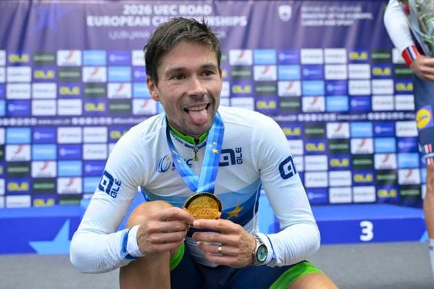 UEC 2026 Road European Championships Ljubljana 07 10 2026 SENCUR, SLOVENIA - OCTOBER 07 : gold medal Roglic Primoz (SLO) pictured during the podium ceremony of the Men Elite Individual Time Trial at the 2026 UEC Road European Championships. An UCI Continental Championships time trial cycling race with start and finish in Sencur on October 7, 2026 in Sencur, Slovenia, 07 10 2026 Sencur Slovenia  Copyright: xJanxDexMeuleneirx