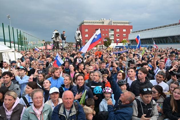 Cycling fans pictured during the Men Elite Individual Time Trial race (22km) at the cycling UEC Road European Championships, in Ljubljana, Slovenia, on Wednesday 7 October 2026. The UEC Road European Championships are taking place from 02 to 07 October in Ljubljana, Slovenia. DAVIDxPINTENS  x189074769x
