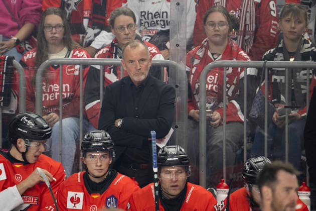 CHL; Kölner Haie - Herning Blue Fox; Köln, 07.10.2026 Thomas Berglund (Kölner Haie, Head Coach); CHL; Kölner Haie - Herning Blue Fox am 07.10.2026 in der Lanxessarena in Köln (Deutschland). Copyright: xBEAUTIFULxSPORTS AndreasxDickx