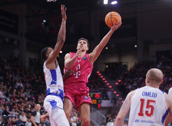 Aleksa Kovacevic Telekom Baskets Bonn vs. FC Porto - Basketball Champions League BCL Foto: Jörn Wolter
