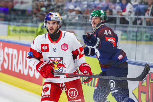 Ice hockey, Eishockey - CHL, EC RBS vs Berlin SALZBURG,AUSTRIA,07.OCT.26 - ICE HOCKEY - CHL, Champions Hockey League, group stage, EC Red Bull Salzburg vs Eisbaeren Berlin. Image shows Nash Nienhuis (EC RBS).  GEPAxpictures xDavidxGeieregger