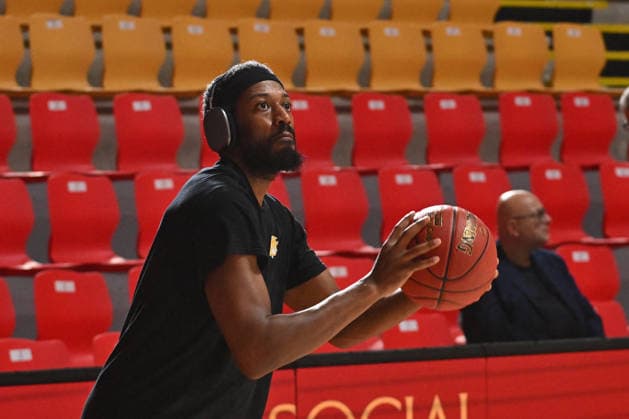 BASKETBALL - EuroCup - Roma Basketball vs. Lietkabelis Panevezys Photo by IPA ABACAPRESS.COM89407423 - Paul Watson of BC Roma during the warm-up for the BKT EuroCup Round 2 game between BC Roma and Lietkebalis at the Palazzetto dello on the 7th, 2026, in Rome, Italy. Rome Italy  Copyright: xIPAxSport ABACAx