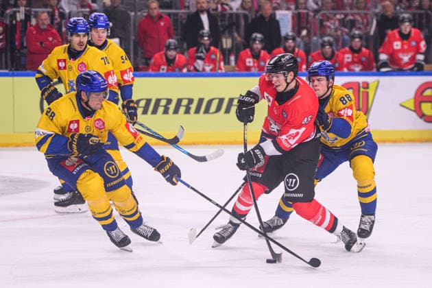 COLOGNE, GERMANY - 7 OCTOBER, 2026: - The Champions Hockey League match Koelner Haie vs. Herning Blue Fox at LANXESS arena.  Copyright: xVitaliixKliuievx