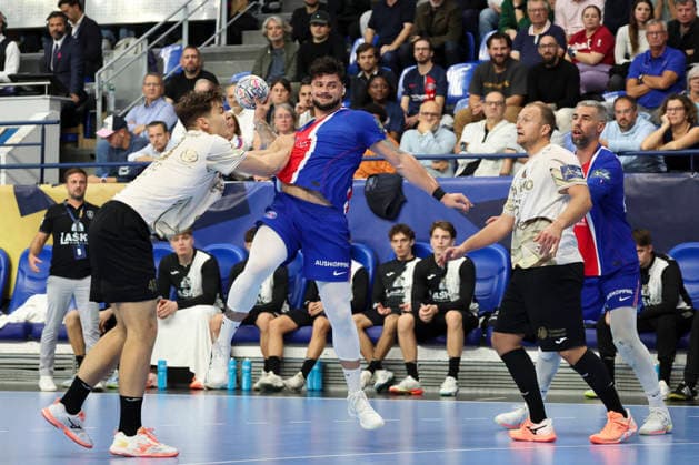 HANDBALL : Paris Saint Germain Vs Celje - Ligue des Champions - 07 10 2026 Elohim Prandi (Paris Saint-Germain) Vs Lucijan Korosec (Celje) ParisFrance  Copyright: xMichaelxBaucherx