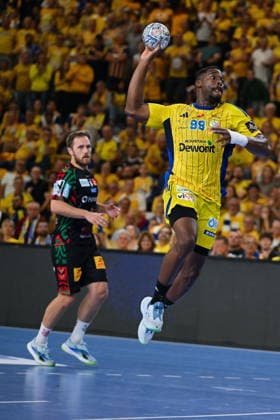 KIELCE 07.10.2026 MECZ 3. KOLEJKA RUNDA WSTEPNA LIGA MISTRZOW PILKA RECZNA MEZCZYZN SEZON 2026 2027 MENS HALDBALL PRELIMINARY ROUND EHF CHAMPIONS LEAGUE SEASON 2026 2027 MATCH: INDUSTRIA KIELCE - SC MAGDEBURG DYLAN NAHI FOT. MICHAL TRZPIS 400MM.PL NEWSPIX.PL --- newspix.pl 