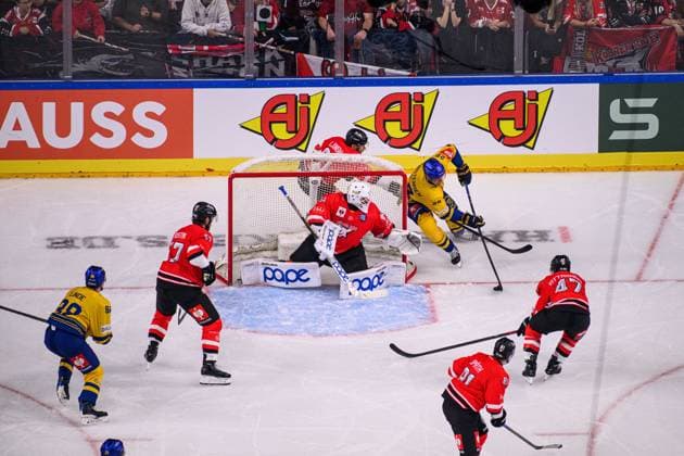 COLOGNE, GERMANY - 7 OCTOBER, 2026: - The Champions Hockey League match Koelner Haie vs. Herning Blue Fox at LANXESS arena.  Copyright: xVitaliixKliuievx
