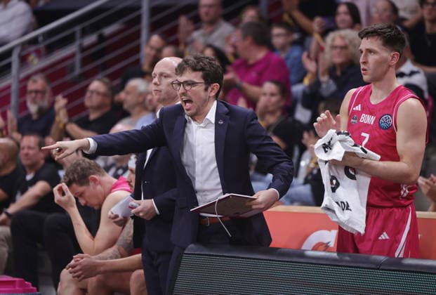 Co-Trainer Thomas Pennellier Telekom Baskets Bonn vs. FC Porto - Basketball Champions League BCL Foto: Jörn Wolter