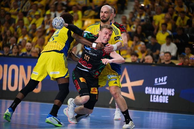 KIELCE 07.10.2026 MECZ 3. KOLEJKA RUNDA WSTEPNA LIGA MISTRZOW PILKA RECZNA MEZCZYZN SEZON 2026 2027 MENS HALDBALL PRELIMINARY ROUND EHF CHAMPIONS LEAGUE SEASON 2026 2027 MATCH: INDUSTRIA KIELCE - SC MAGDEBURG GISLI HORGEIR KRISTJANSSON ARTSEM KARALEK FOT. MICHAL TRZPIS 400MM.PL NEWSPIX.PL --- newspix.pl 