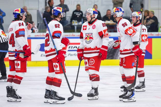 Ice hockey, Eishockey - CHL, EC RBS vs Berlin SALZBURG,AUSTRIA,07.OCT.26 - ICE HOCKEY - CHL, Champions Hockey League, group stage, EC Red Bull Salzburg vs Eisbaeren Berlin. Image shows the disappointment of Nicholas Poisson, Wyatt Kalynuk, Dennis Eamon Robertson, Mario Huber and Adam Brooks (EC RBS).  GEPAxpictures xDavidxGeieregger