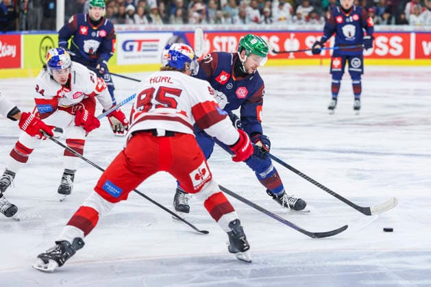 Ice hockey, Eishockey - CHL, EC RBS vs Berlin SALZBURG,AUSTRIA,07.OCT.26 - ICE HOCKEY - CHL, Champions Hockey League, group stage, EC Red Bull Salzburg vs Eisbaeren Berlin. Image shows Markus Vikingstad (Berlin).  GEPAxpictures xDavidxGeieregger