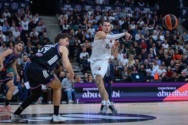 EuroLeague 2026, Paris Basketball vs LDLC ASVEL Villeurbanne, Basketball Daulton Hommes of Paris Basket and HUGO BESSON of ASVEL during the EuroLeague 2026 match between Paris Basketball and LDLC ASVEL Villeurbanne at Adidas Arena on October 07, 2026 in Paris, France. Paris Adidas Arena France