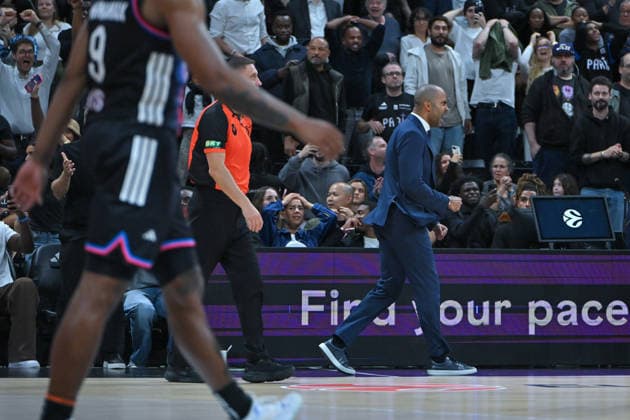 EuroLeague 2026, Paris Basketball vs LDLC ASVEL Villeurbanne, Basketball ASVEL Head Coach TONY PARKER celebrates their side s victory after the EuroLeague 2026 match between Paris Basketball and LDLC ASVEL Villeurbanne at Adidas Arena on October 07, 2026 in Paris, France. Paris Adidas Arena France