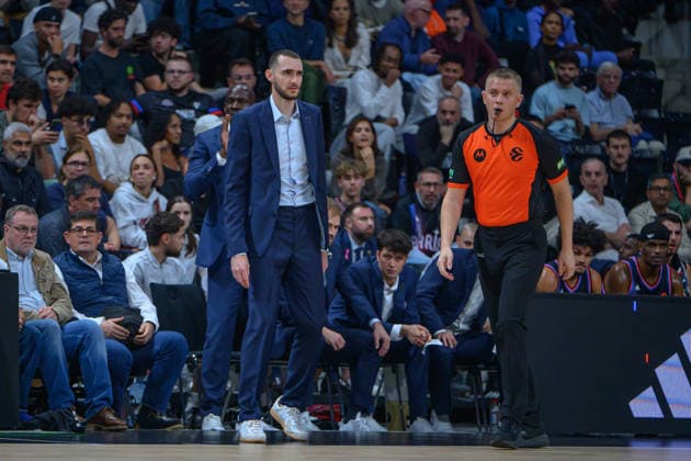 EuroLeague 2026, Paris Basketball vs LDLC ASVEL Villeurbanne, Basketball Paris Basket Head Coach MAXIME LEFEVRE during the EuroLeague 2026 match between Paris Basketball and LDLC ASVEL Villeurbanne at Adidas Arena on October 07, 2026 in Paris, France. Paris Adidas Arena France