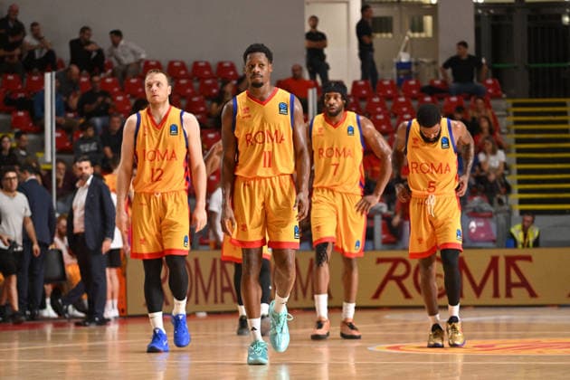BASKETBALL - EuroCup - Roma Basketball vs. Lietkabelis Panevezys Photo by IPA ABACAPRESS.COM89413812 - Arturs Strautins, Gerald Ayayi, Giovanni Emejuru, and Corey Davis of BC Roma (from left to right) during the BKT EuroCup Round 2 game between BC Roma and Lietkebalis at the Palazzetto dello on the 7th, 2026, in Rome, Italy. Rome Italy  Copyright: xIPAxSport ABACAx