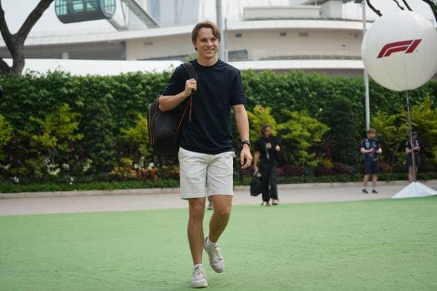 October 8, 2026, Singapore, Singapore: Oscar Piastri (AUS) (McLaren Mastercard F1 Team) in the paddock of the Formula 1 Singapore Grand Prix 2026 at the Marina Bay Street Circuit. Singapore Singapore - ZUMAs197 20261008_aaa_s197_008 Copyright: xLucaxMartinix