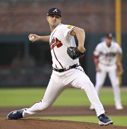 Baseball: Division Series between Dodgers and Braves Atlanta Braves starter Tyler Mahle pitches in Game 4 of the National League Division Series against the Los Angeles Dodgers at Truist Park in Atlanta on Oct. 7, 2026.  A14AA0005630448P