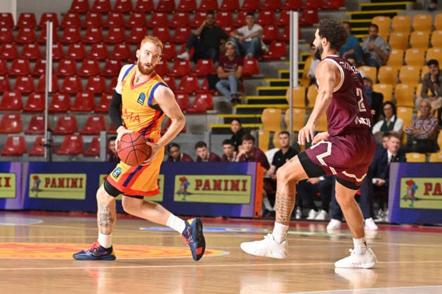 BASKETBALL - EuroCup - Roma Basketball vs. Lietkabelis Panevezys Photo by IPA ABACAPRESS.COM89424782 - Niccolo Mannion of BC Roma during the BKT EuroCup Round 2 game between BC Roma and Lietkebalis at the Palazzetto dello on the 7th, 2026, in Rome, Italy. Rome Italy  Copyright: xIPAxSport ABACAx