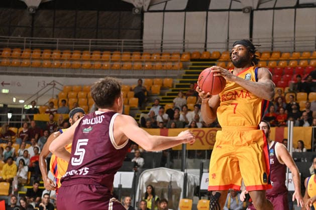 BASKETBALL - EuroCup - Roma Basketball vs. Lietkabelis Panevezys Photo by IPA ABACAPRESS.COM89424976 - Giovanni Emejuru of BC Roma during the BKT EuroCup Round 2 game between BC Roma and Lietkebalis at the Palazzetto dello on the 7th, 2026, in Rome, Italy. Rome Italy  Copyright: xIPAxSport ABACAx