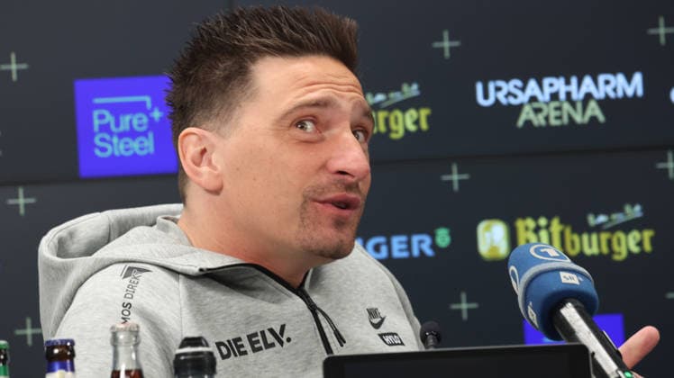 08.10.2026, xrekx, Fussball 1.Bundesliga , SV Elversberg - Pressekonferenz mit Vincent Wagner v.l. Vincent Wagner Trainer (SV 07 Elversberg) Elversberg
