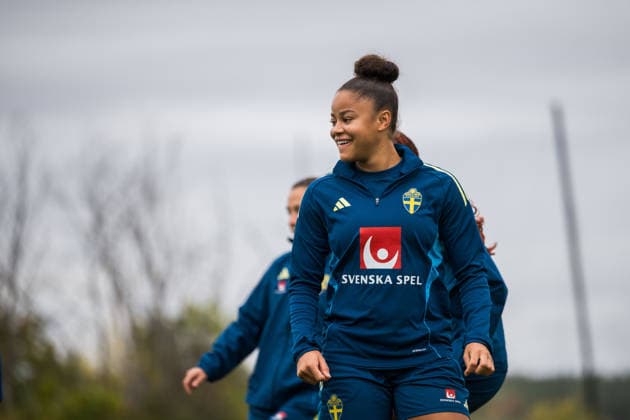 261008 Felicia Schröder of the Swedish women s national football team during a training session on October 8, 2026 in Stockholm. Photo: Johanna Säll BILDBYRAN kod JL JL0637 fotboll football soccer fotball vm-kval kval fifa womens world cup qualifier qualifier träning practice training sverige sweden dam bbengfotboll football soccer fotball vm-kval kval fifa womens world cup qualifier qualifier träning practice training sverige sweden dam bbeng Copyright: JOHANNAxSÄLL BB261008BB200