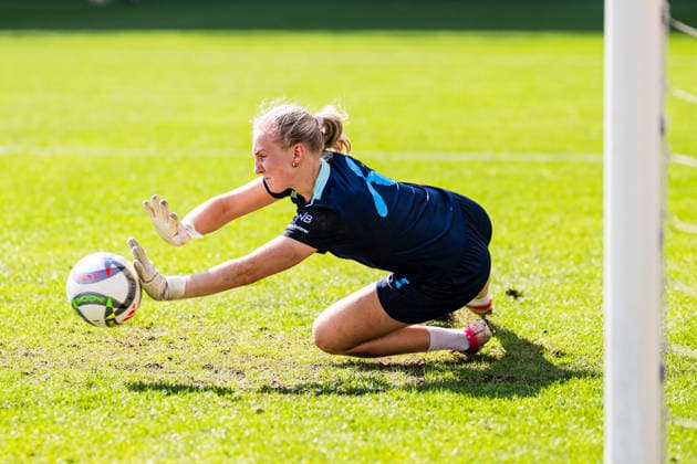 261008 Goalkeeper Sunniva Skoglund of the Norwegian women™s national football team during a training session on October 8, 2026 in Bucharest. Photo: Marius Simensen BILDBYRAN Cop 238 bbeng dam fifa women s world cup qualifier football fotball fotboll norge norway practice soccer training trening träning Copyright: MARIUSxSIMENSEN BB261008BB231