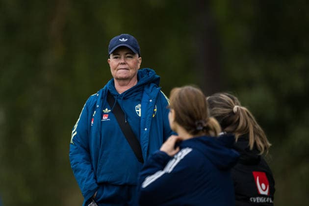 261008 Senior advisor Marika Domanski Lyfors of the Swedish women s national football team during a training session on October 8, 2026 in Stockholm. Photo: Johanna Säll BILDBYRAN kod JL JL0637 fotboll football soccer fotball vm-kval kval fifa womens world cup qualifier qualifier träning practice training sverige sweden dam bbengfotboll football soccer fotball vm-kval kval fifa womens world cup qualifier qualifier träning practice training sverige sweden dam bbeng Copyright: JOHANNAxSÄLL BB261008BB232