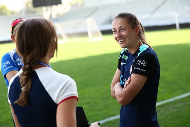 Women s National Soccer Team Prepares for World Cup Qualifiers Bucharest, Romania, October 8, 2026 Lisa Fjeldstad Naalsund and Frida Maanum during a training session at Stadionul Arcul de Triumf, before the World Cup qualifier against Romania. Photo by Nikola Krstic, NTB Romania, Bucharest. EDITORIAL USE ONLY. RESTRICTED USE FOR BETTING COMPANIES.  Copyright: xNikolaxKrsticx xNTBx