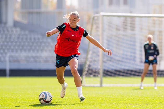 261008 Frida Maanum of the Norwegian women™s national football team during a training session on October 8, 2026 in Bucharest. Photo: Marius Simensen BILDBYRAN Cop 238 bbeng dam fifa women s world cup qualifier football fotball fotboll norge norway practice soccer training trening träning Copyright: MARIUSxSIMENSEN BB261008BB251