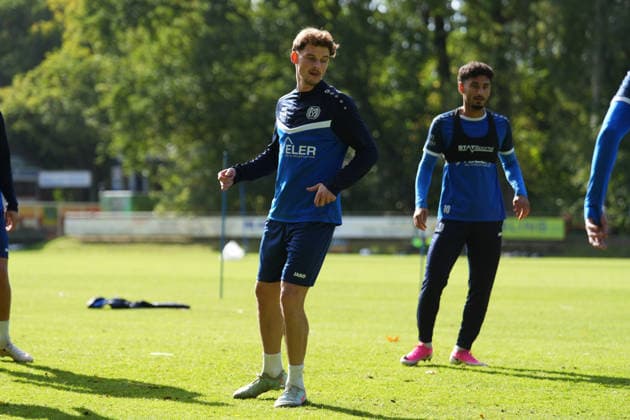 Deutschland: Fussball, Trainingseinheit, 3. Liga, Saison 2026-2027, NVB-Campus B-Platz Hänsch-Arena, SV Meppen, Donnerstag, 08.10.2026, Vormittagstraining: Moritz Heyer (Gastspieler, SV Meppen) Copyright: xLennxLübbersx
