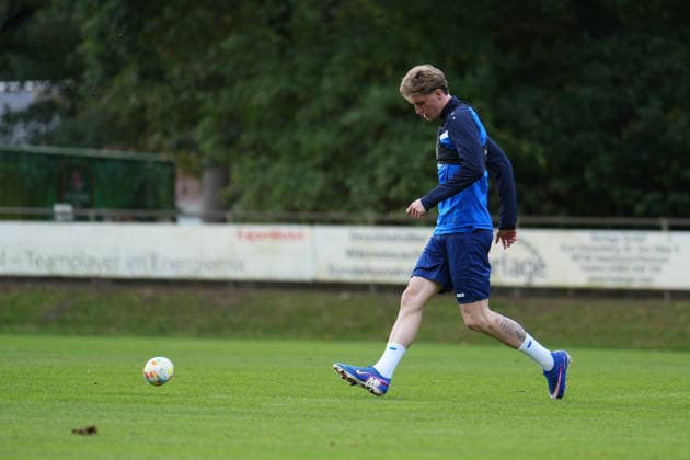 Deutschland: Fussball, Trainingseinheit, 3. Liga, Saison 2026-2027, NVB-Campus B-Platz Hänsch-Arena, SV Meppen, Donnerstag, 08.10.2026, Vormittagstraining: Tony Rölke (Gastspieler, SV Meppen) Copyright: xLennxLübbersx