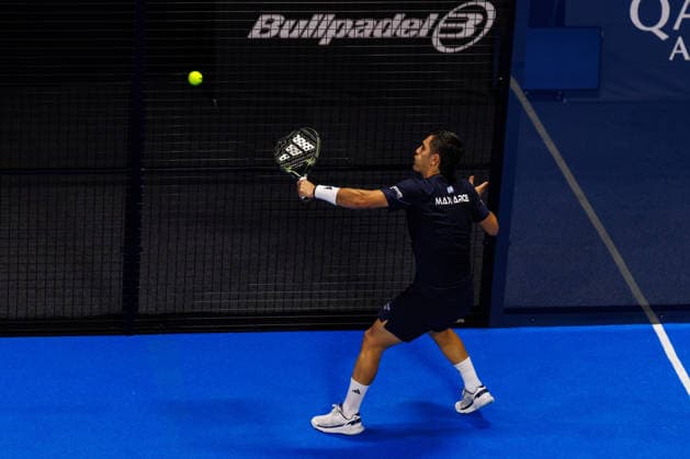 DÜSSELDORF, GERMANY - 8 OCTOBER 2026: Image shows Maximiliano Arce Simo (ARG) during CUPRA Germany Premier Padel P2 2026 Day 5: Round of 16 at CASTELLO Düsseldorf on 8 10 2026 in Düsseldorf, Germany. Germany Copyright: xFröhlichxPascalx
