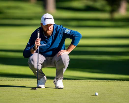 Open de Espa–a presented by Madrid - Day One MADRID, SPAIN - OCTOBER 8: Shane Lowry of Ireland studies the terrain before taking his shot on day one of the Open de Espa–a presented by Madrid at Club de Campo Villa de Madrid on October 8, 2026 in Madrid, Spain. Madrid Club de Campo Villa de Madrid Madrid Spain Copyright: xAlbertoxGardinx AGardin_20261008_Golf_Esp_Mad_0300