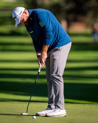 Open de Espa–a presented by Madrid - Day One MADRID, SPAIN - OCTOBER 8: Shane Lowry of Ireland putts on day one of the Open de Espa–a presented by Madrid at Club de Campo Villa de Madrid on October 8, 2026 in Madrid, Spain. Madrid Club de Campo Villa de Madrid Madrid Spain Copyright: xAlbertoxGardinx AGardin_20261008_Golf_Esp_Mad_0302
