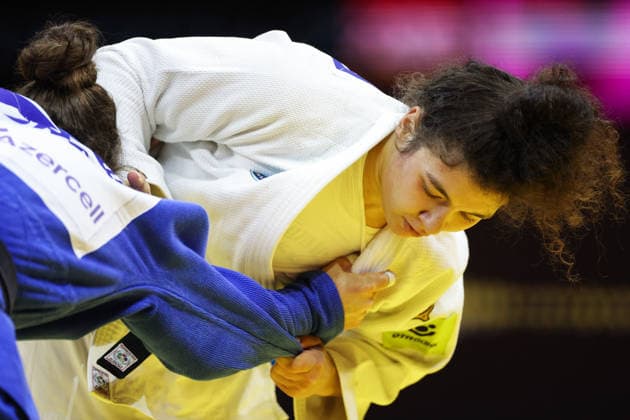AZERBAIJAN, BAKU - OCTOBER 8, 2026: Madina Taimazova (R) of Russia and Aleksandra Andric of Serbia compete in their -70 kg bout as part of the 2026 World Judo Championships at the National Gymnastics Arena 2026 World Judo Championships In Baku  - ZUMAt113 20261008_zaa_t113_457 Copyright: xMikhailxSinitsynx