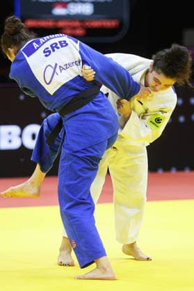AZERBAIJAN, BAKU - OCTOBER 8, 2026: Madina Taimazova (R) of Russia and Aleksandra Andric of Serbia compete in their -70 kg bout as part of the 2026 World Judo Championships at the National Gymnastics Arena 2026 World Judo Championships In Baku  - ZUMAt113 20261008_zaa_t113_482 Copyright: xMikhailxSinitsynx