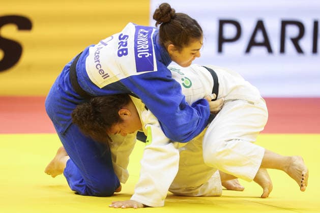 AZERBAIJAN, BAKU - OCTOBER 8, 2026: Madina Taimazova (bottom) of Russia and Aleksandra Andric of Serbia compete in their -70 kg bout as part of the 2026 World Judo Championships at the National Gymnastics Arena 2026 World Judo Championships In Baku  - ZUMAt113 20261008_zaa_t113_483 Copyright: xMikhailxSinitsynx