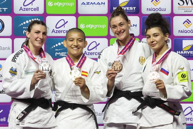 AZERBAIJAN, BAKU - OCTOBER 8, 2026: 2nd placed Giovanna Scoccimarro of Germany, 1st placed Ai Tsunoda Roustant of Spain, 3rd placed Michaela Polleres of Austria and Madina Taimazova (L-R) of Russia pose during an award ceremony for the women s -70 kg category during the 2026 World Judo Championships at the National Gymnastics Arena. Mikhail Sinitsyn TASS  98956128