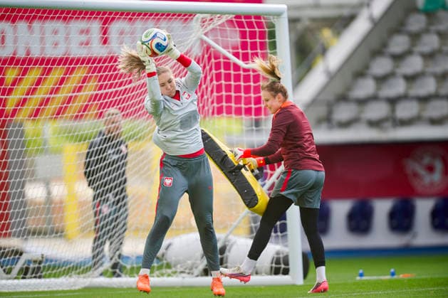 08.10.2026 LEUVEN , PILKA NOZNA KOBIET ( WOMEN S FOOTBALL) TRENING OFICJALNY PRZED POLFINALEM BARAZY MISTRZOSTW SWIATA 2027 TRENING NZ. NATALIA RADKIEWICZ, KINGA SEWERYN FOTO RADOSLAW JOZWIAK CYFRASPORT NEWSPIX.PL --- Newspix.pl RA2_6251