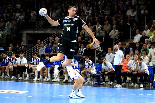 08.10.2026, GER Deutschland, Handball, EHF Champions League, 08.10.2026, Saison 2026 2027, Berlin, Fuechse Berlin vs FC Porto Aitor Arino ( Fuechse Berlin 14 ) nordphoto GmbH Engler Berlin Max-Schmeling-Halle Berlin Deutschland Copyright: xNordphotox xEnglerx
