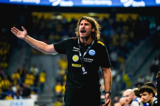 08.10.2026, xwppx, Handball Opel HBL, Rhein-Neckar Loewen - ThSV Eisenach v.l. Sebastian Hinze (Trainer ThSV Eisenach)