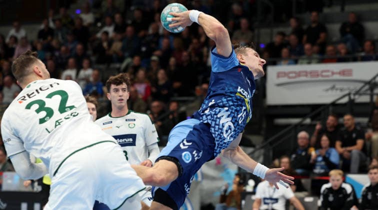 2026.10.08 Deutschland, Stuttgart Handball TVB Stuttgart vs. HSG Wetzlar, Simone Mengon (TVB, rechts)